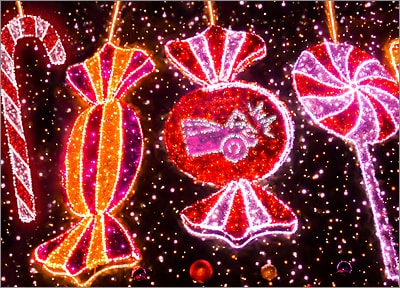 Auto Salvage Christmas Lights Card (Glossy White) 